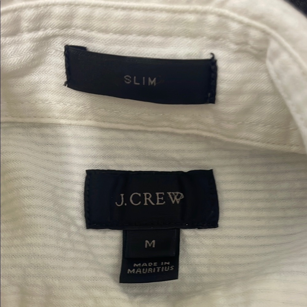 J. Crew White Casual Button Down Shirt with Long Sleeves and Textured Weave - Picture 5 of 8